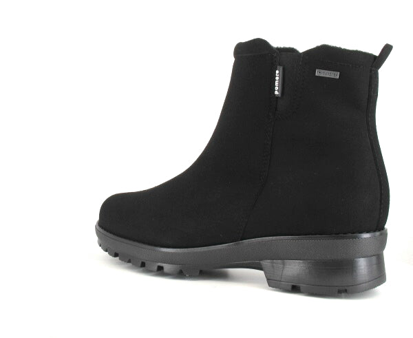 PINO Women’s Pomar ankle boot with winter spike sole