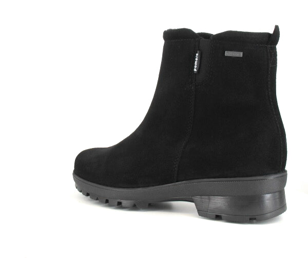 PINO Women’s Pomar GORE-TEX® ankle boot with winter spike sole