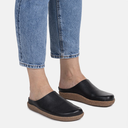 HALAVA Women’s slip-on mules (12756-100)