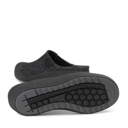 VIIRU Women's felt slip-ons (12809-115)