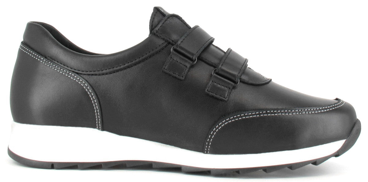 NIITTY Women’s +plus  Sneaker (13497-100 )