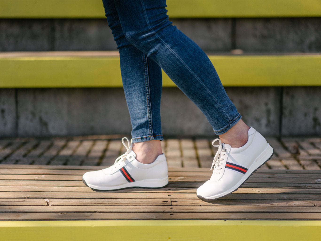 UNIKKO Womens Sneaker (13501-101)