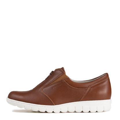 ESIKKO Women’s front-zip flats (13522-102)