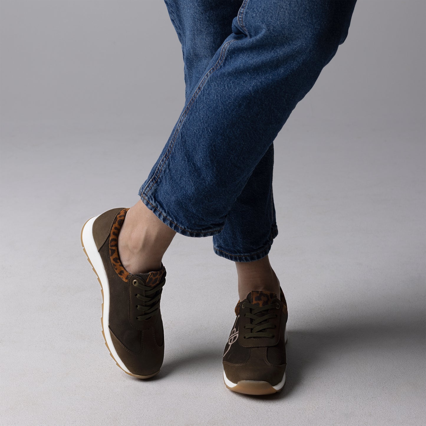 LYYDIA Women’s Sneakers(13545-507)