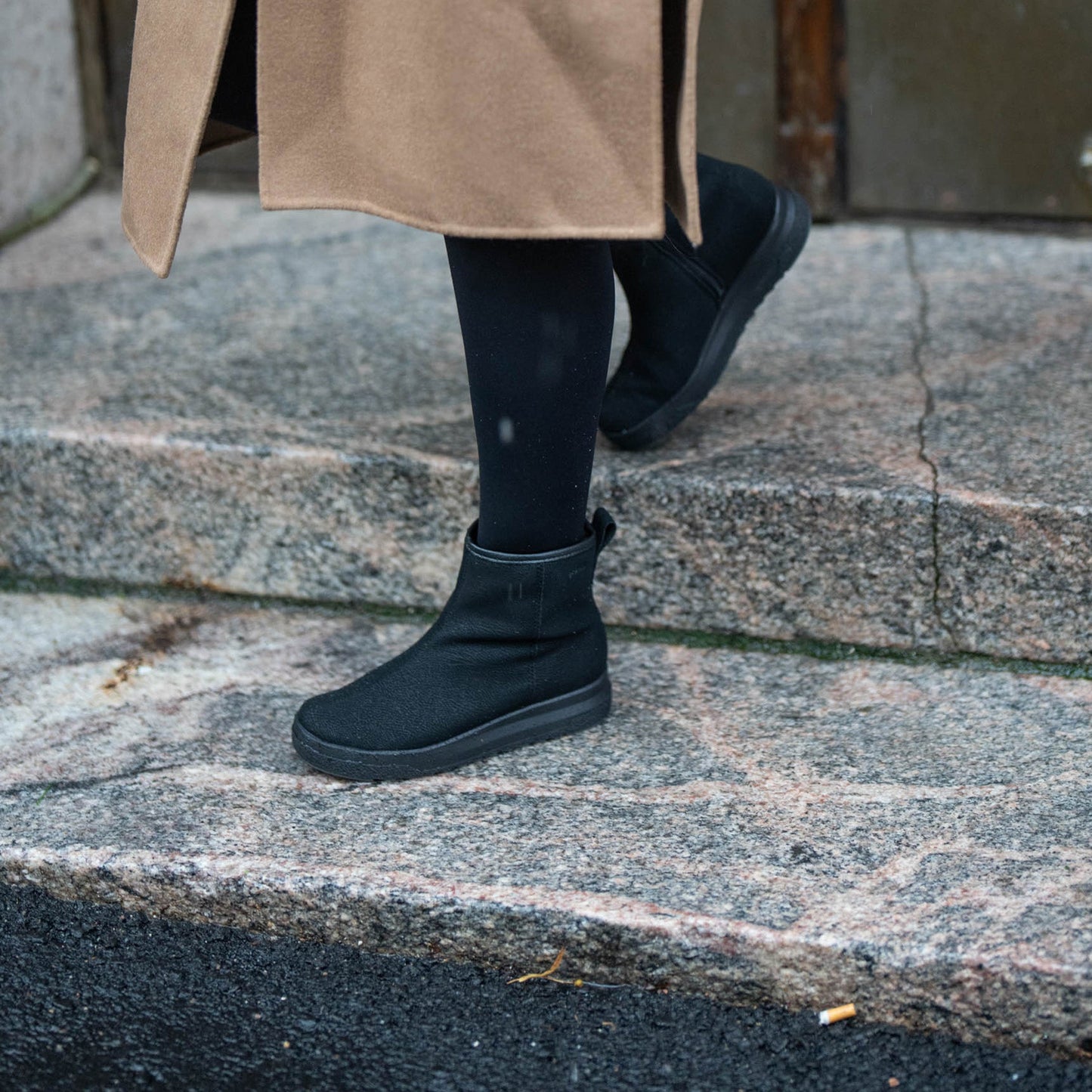 PIHTA Women´sankle boot Blkmartio micro/Vegan FUR
