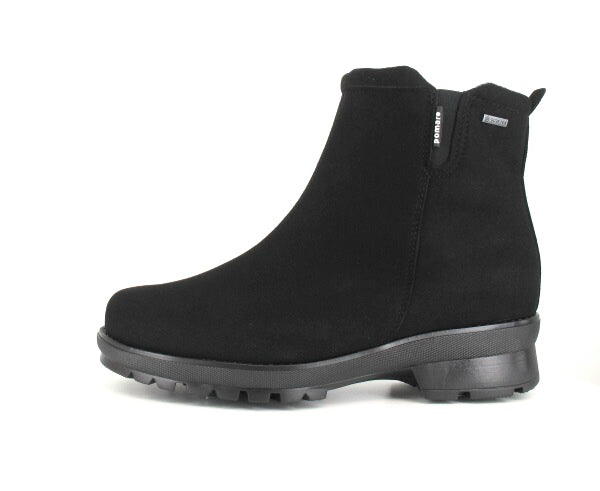 PINO Women’s Pomar ankle boot with winter spike sole