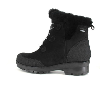 LUMI Women’s Pomar GORE-TEX® ankle boot with winter spike sole