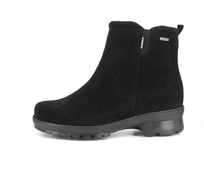 PINO Women’s Pomar GORE-TEX® ankle boot with winter spike sole