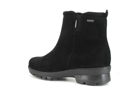 PINO Women’s Pomar GORE-TEX® ankle boot with winter spike sole