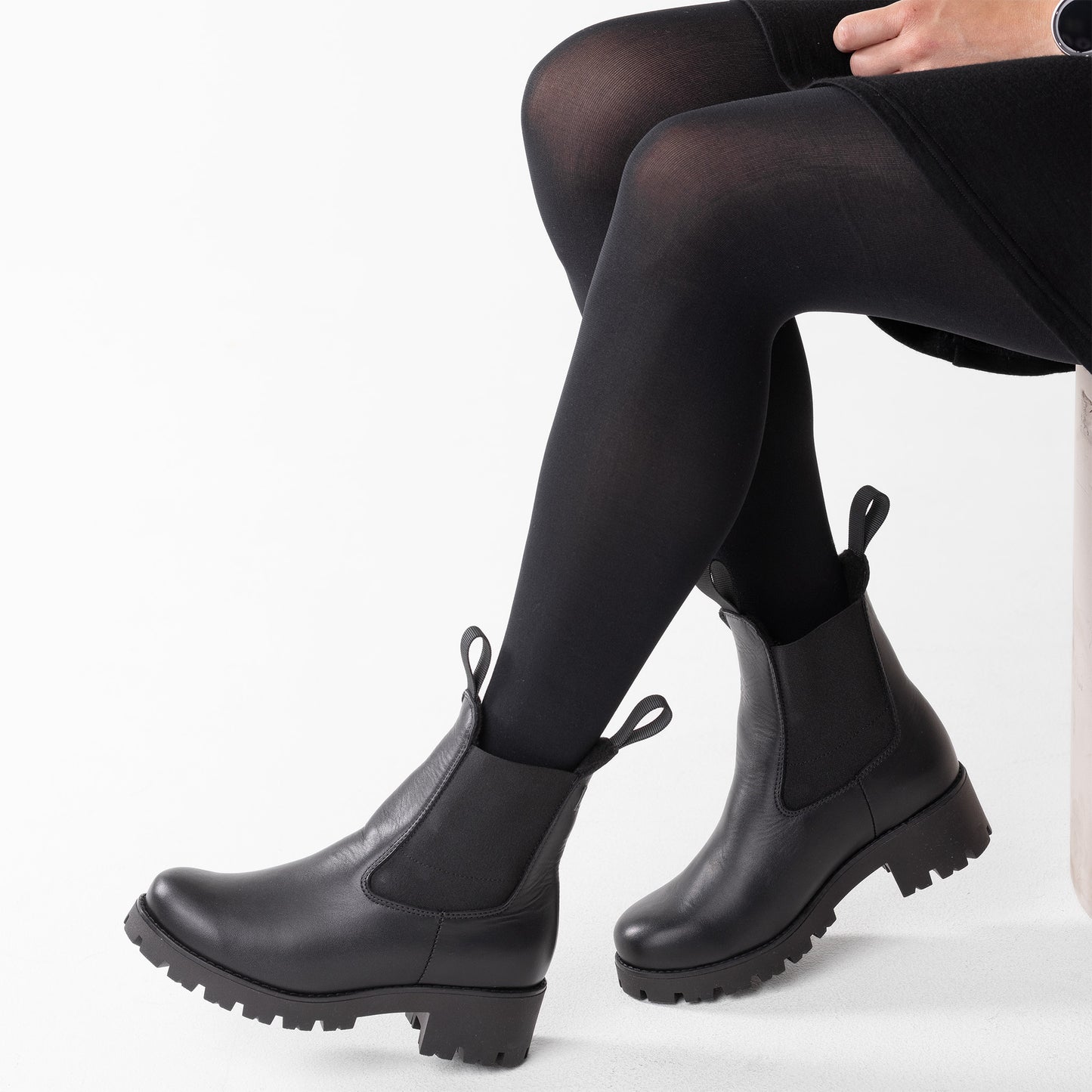 NEITO Women's GORE-TEX® Chelsea Boots (38113-100)