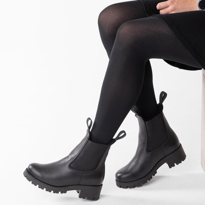 NEITO Women's GORE-TEX® Chelsea Boots (38113-100)