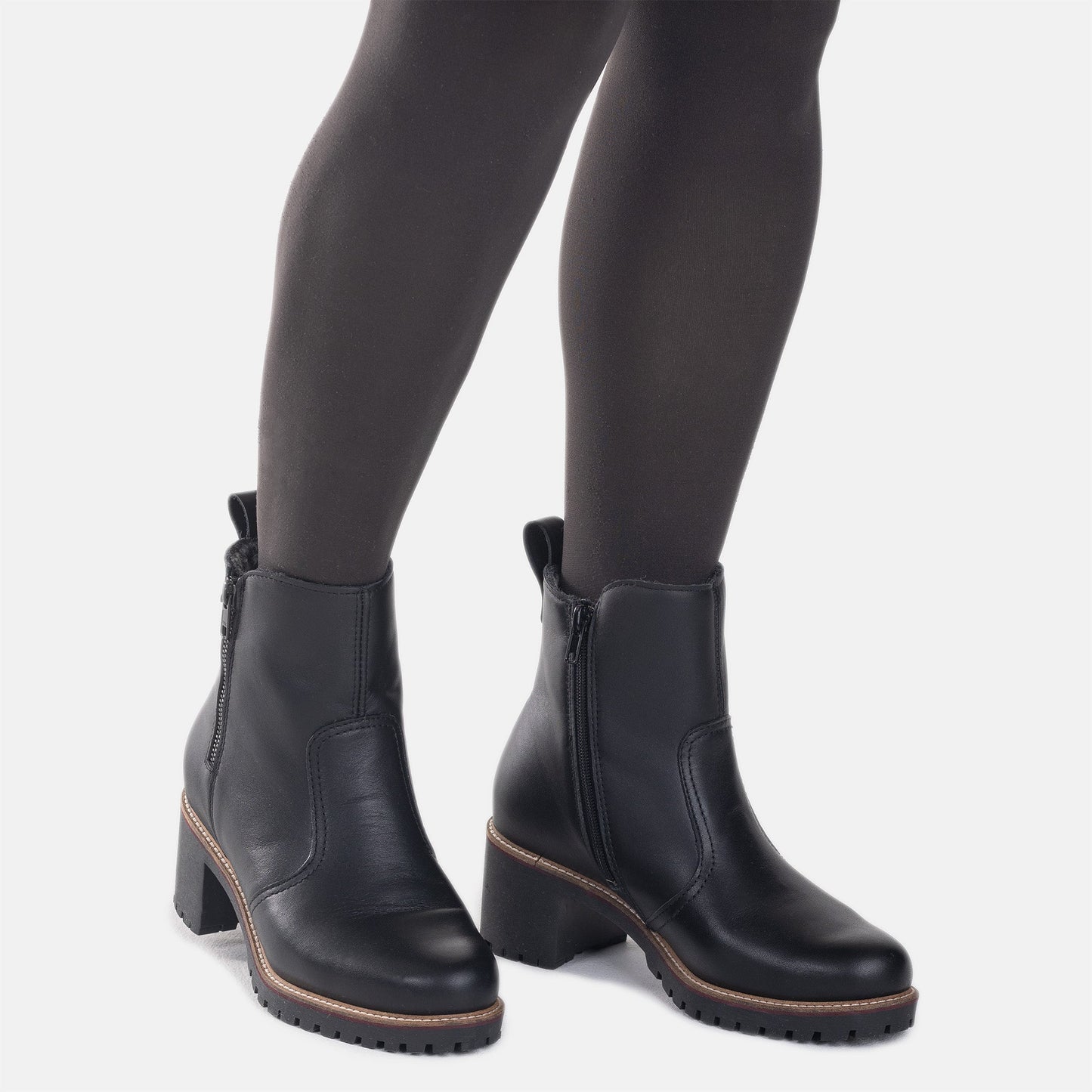 ARO Women's GORE-TEX® ankle boots (38117-120)