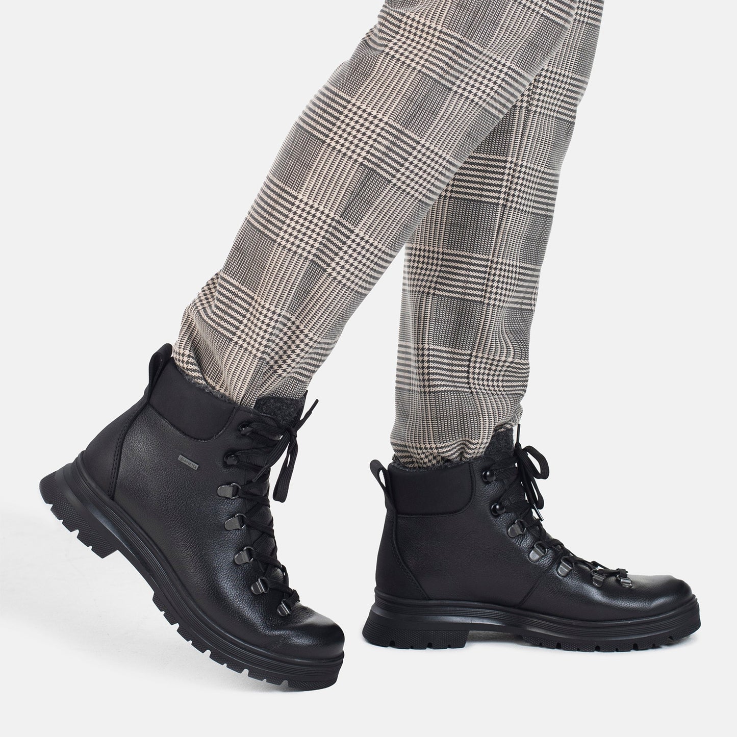 NAAVA Women´s GORE-TEX ankle boot (38134-100)